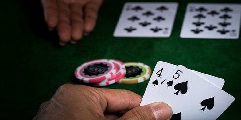 Oare jocul de Poker este un joc de noroc?